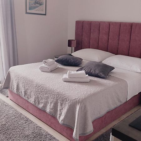 Villa Rosso Baška Voda Kamer foto