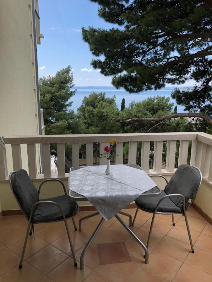 Villa Rosso Baška Voda Buitenkant foto