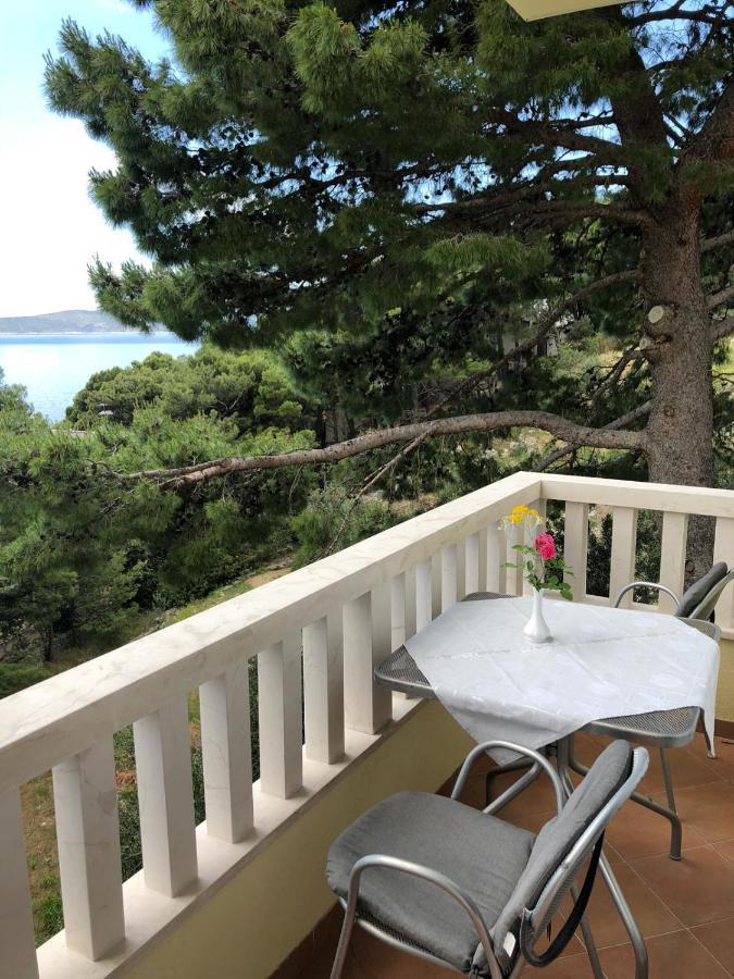Villa Rosso Baška Voda Buitenkant foto