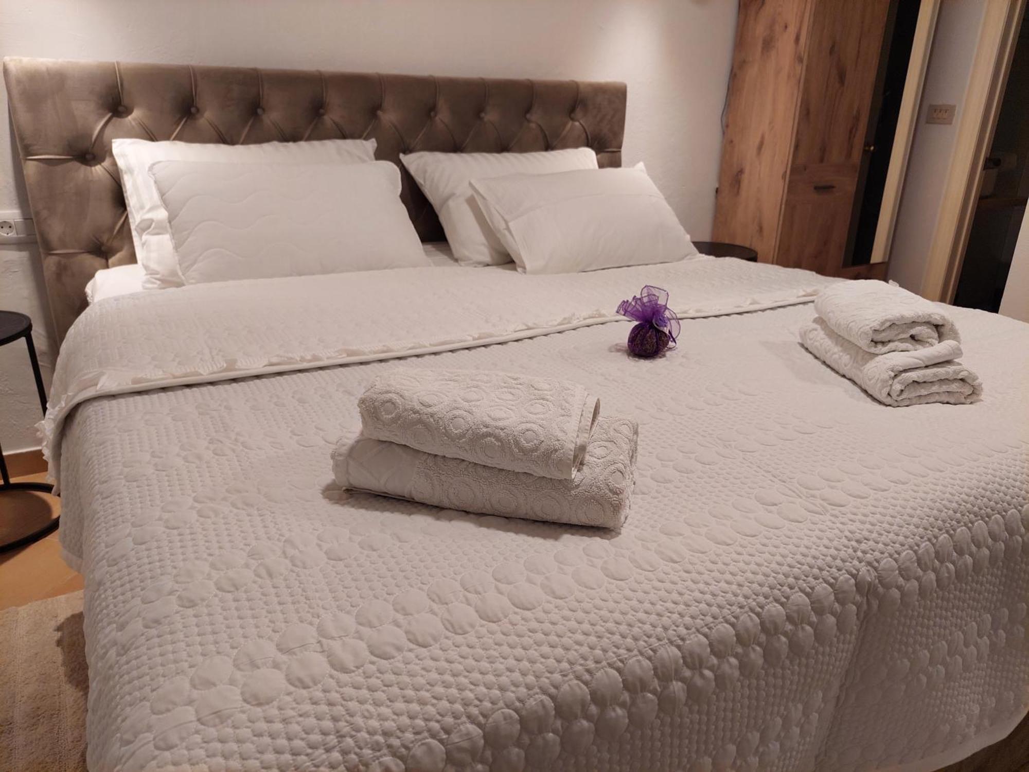 Villa Rosso Baška Voda Kamer foto